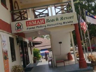 Ismah Beach Resort Masjid Tanah Exterior foto